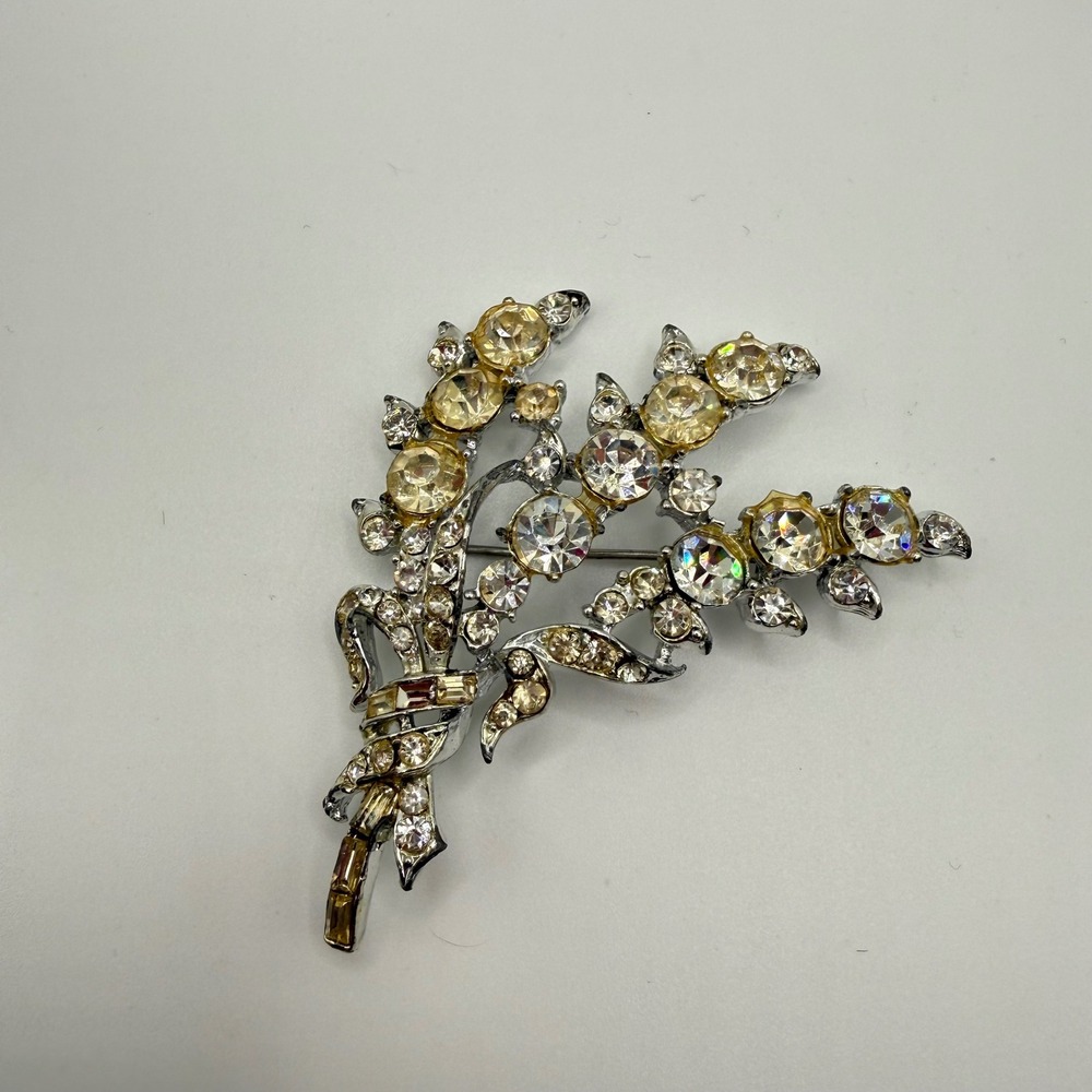 Vintage Coro Silver Tone Rhinestone Floral Bouquet Brooch Champagne Clear Stones
